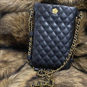 Montana West Elegant Black Leather Handbag